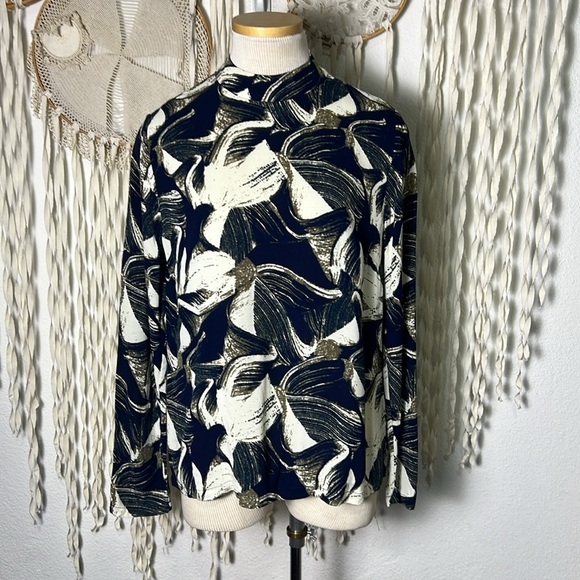 JUST Female Floral Blossom Print Long Sleeve Mochneck Blouse Size M - Picture 1 of 10
